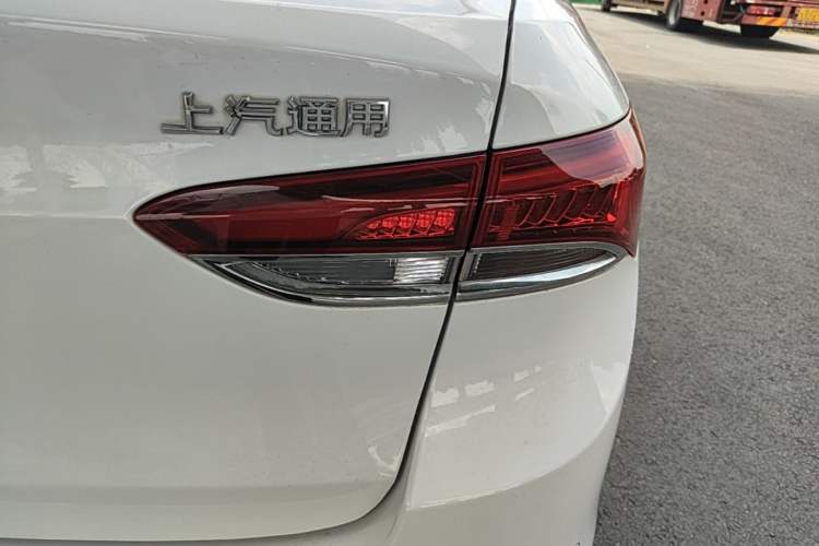 Used Buick GT 2019 18T Automatic Connected Elite Model China VI Standard Exterior 3
