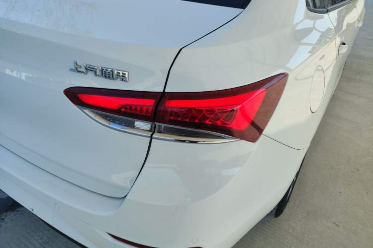 Used Buick GT 2019 18T Automatic Connected Elite Model China VI Standard Exterior 3