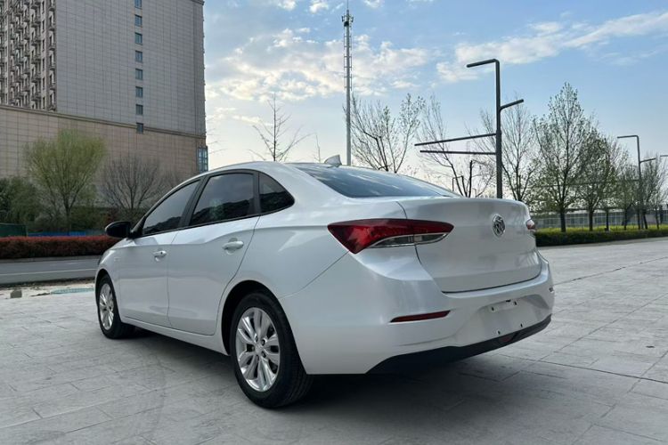 Used Buick GT 2019 15T Dual-Clutch Connected Elite Model China VI Exterior 3