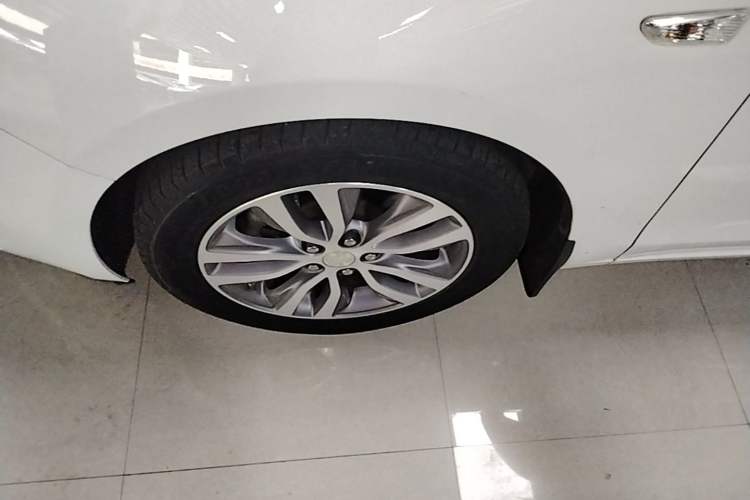 Used Buick GT 2019 18T Automatic Connected Elite Model China V Standard Exterior 4