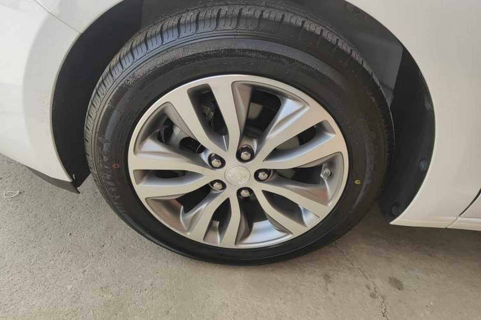 Used Buick GT 2019 18T Automatic Connected Elite Model China VI Standard Exterior 4