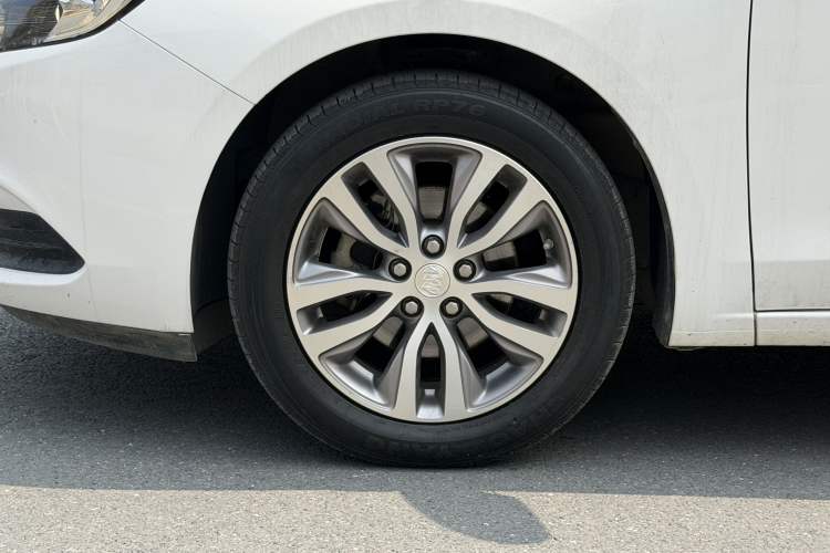 Used Buick GT 2019 18T Automatic Connected Elite Model China V Standard Exterior 4
