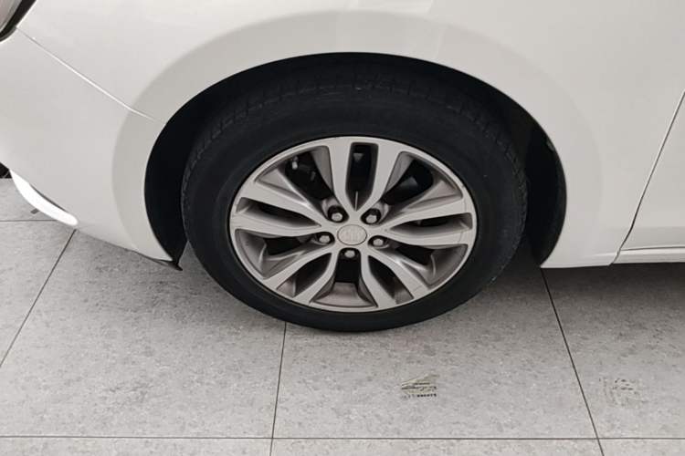 Used Buick GT 2019 18T Automatic Connected Elite Model China VI Standard Exterior 4