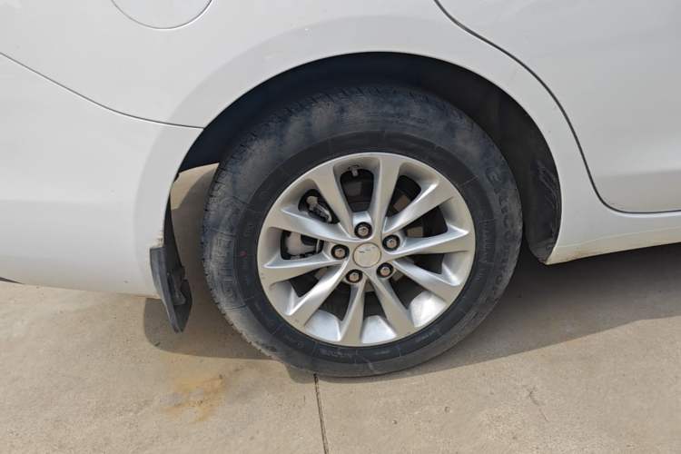 Used Buick GT 2019 15T Dual-Clutch Advanced Version China VI Standard Exterior 5