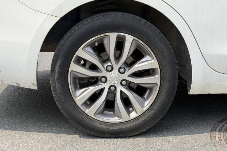 Used Buick GT 2019 18T Automatic Connected Elite Model China V Standard Exterior 5