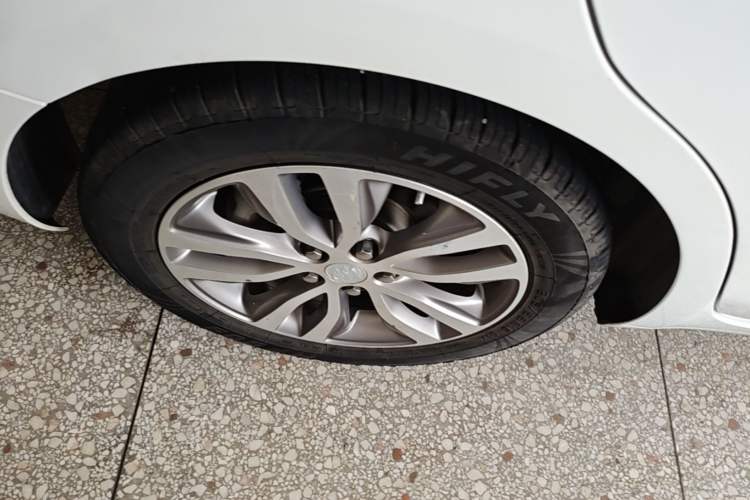 Used Buick GT 2019 18T Automatic Connected Elite Model China VI Standard Exterior 5