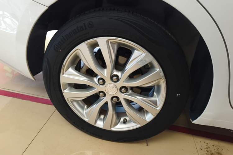 Used Buick GT 2019 15T Dual-Clutch Connected Elite Model China VI Exterior 5