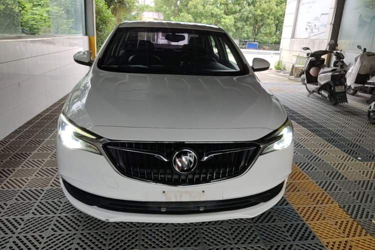 Used Buick GT 2019 18T Automatic Connected Elite Model China VI Standard Front