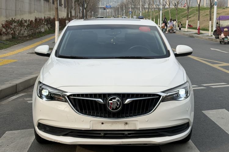 Used Buick GT 2019 18T Automatic Connected Elite Model China VI Standard Front