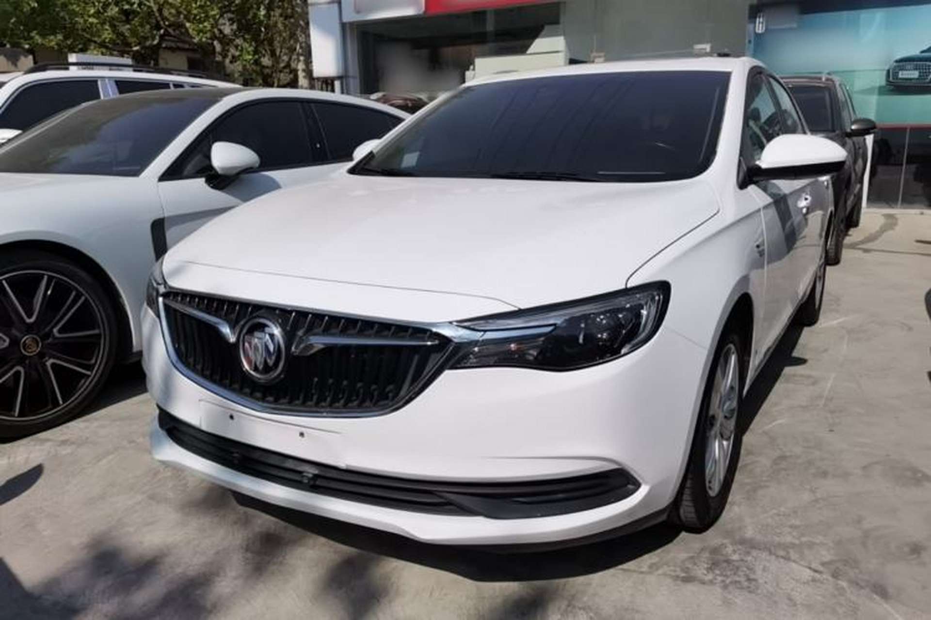 Used Buick GT 2019 15T Dual-Clutch Connected Elite Model China VI Front Left 45 Deg