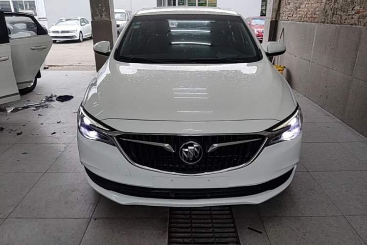 Used Buick GT 2019 18T Automatic Connected Elite Model China VI Standard Front