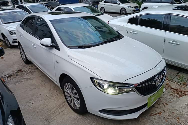 Used Buick GT 2019 18T Automatic Connected Elite Model China VI Standard Front Right 45 Deg