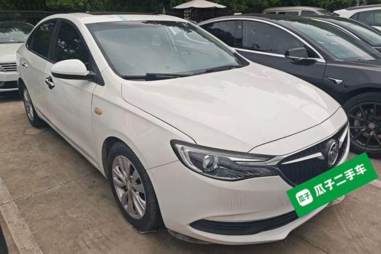 Used Buick GT 2019 15T Manual Elite Version China VI Standard Front Right 45 Deg