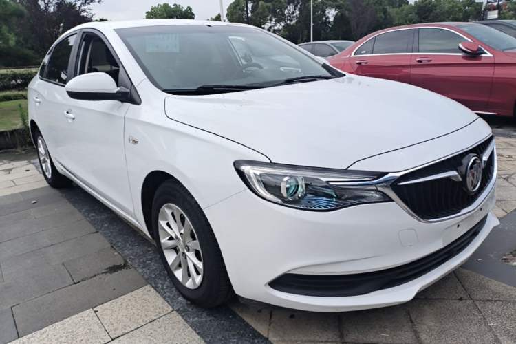 Used Buick GT 2019 15T Dual-Clutch Advanced Version China VI Standard Front Right 45 Deg