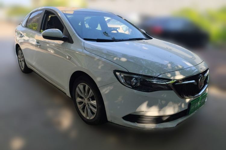 Used Buick GT 2019 15T Manual Elite Version China VI Standard Front Right 45 Deg