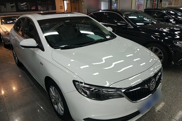 Used Buick GT 2019 15T Dual-Clutch Connected Elite Model China VI Front Right 45 Deg