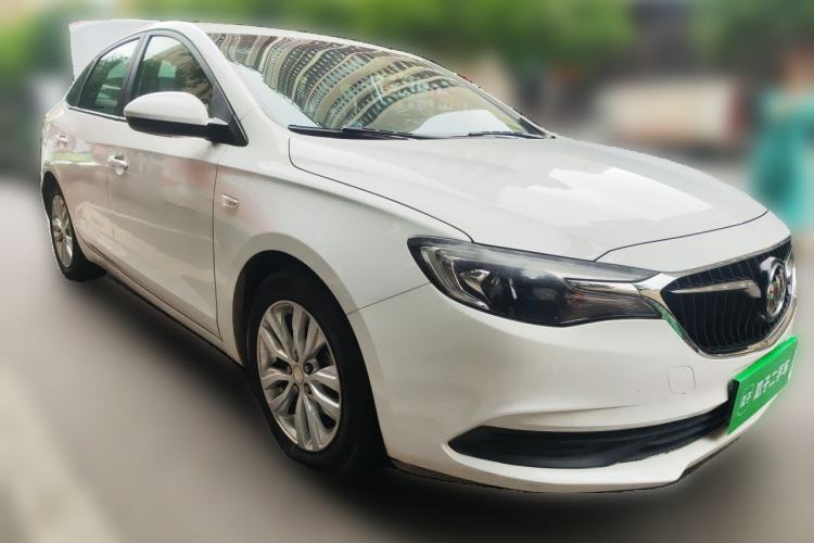 Used Buick GT 2019 15T Dual-Clutch Connected Elite Model China VI Front Right 45 Deg