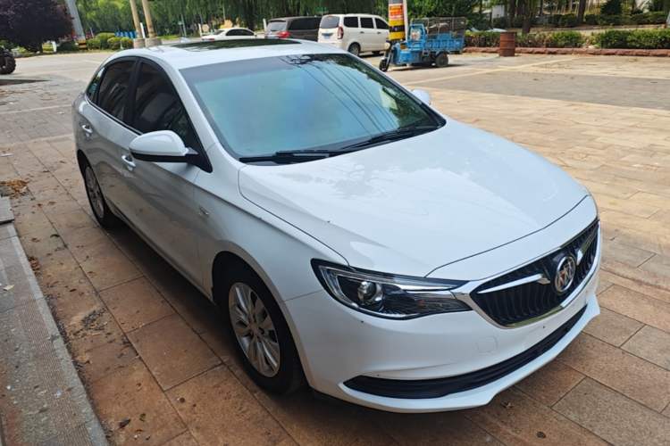 Used Buick GT 2019 15T Manual Elite Version China VI Standard Front Right 45 Deg