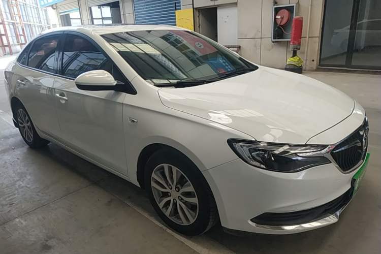 Used Buick GT 2019 18T Automatic Connected Elite Model China VI Standard Front Right 45 Deg