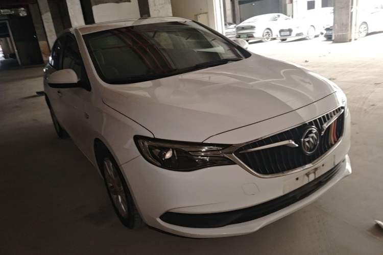 Used Buick GT 2019 15T Dual-Clutch Connected Elite Model China VI Front Right 45 Deg