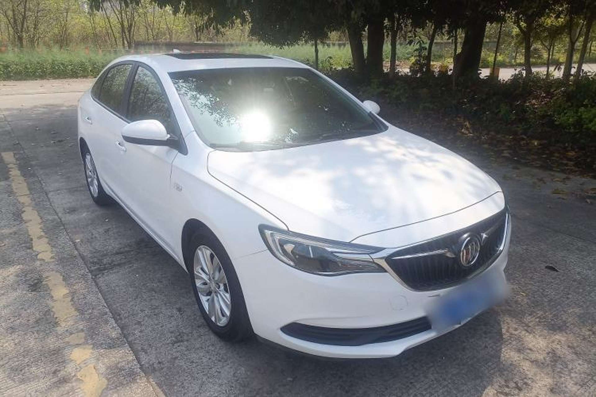 Used Buick GT 2019 15T Dual-Clutch Connected Elite Model China VI Front Right 45 Deg