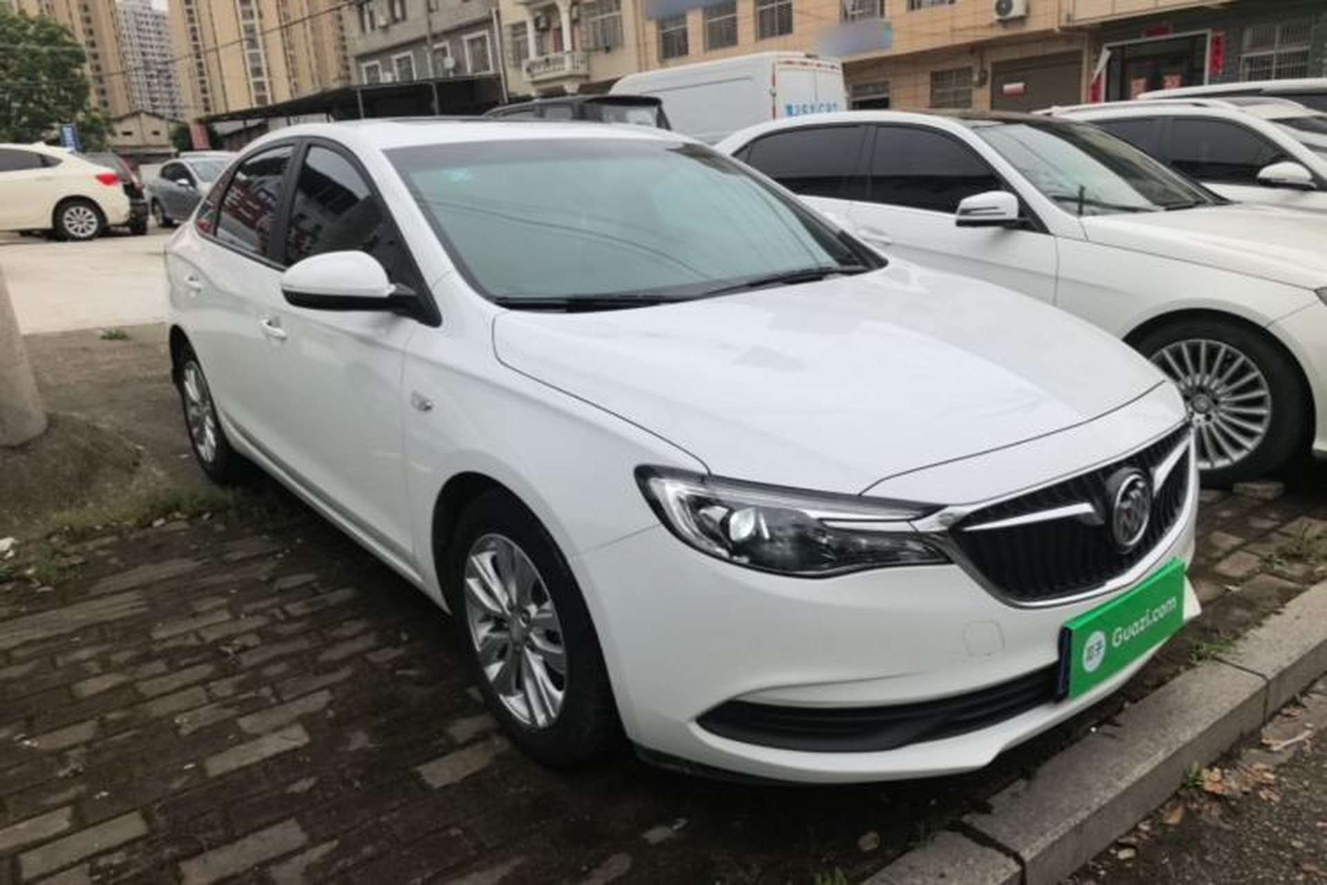 Used Buick GT 2019 15T Dual-Clutch Connected Elite Model China VI Front Right 45 Deg