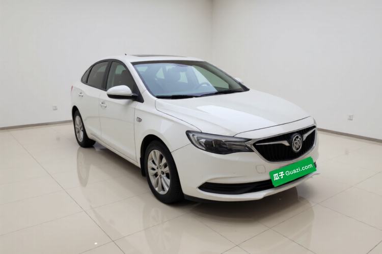 Used Buick GT 2019 15T Dual-Clutch Connected Elite Model China VI Front Right 45 Deg