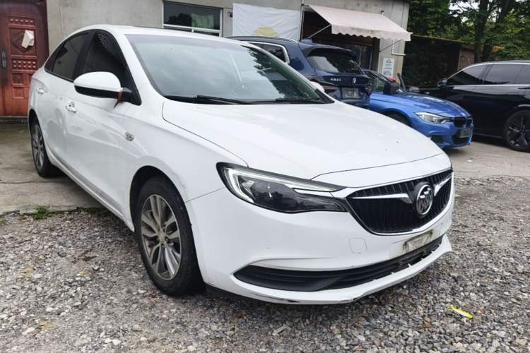 Used Buick GT 2019 18T Automatic Connected Elite Model China VI Standard Front Right 45 Deg