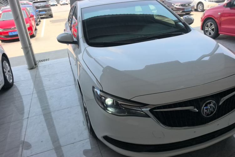 Used Buick GT 2019 18T Automatic Connected Elite Model China VI Standard Front Right 45 Deg