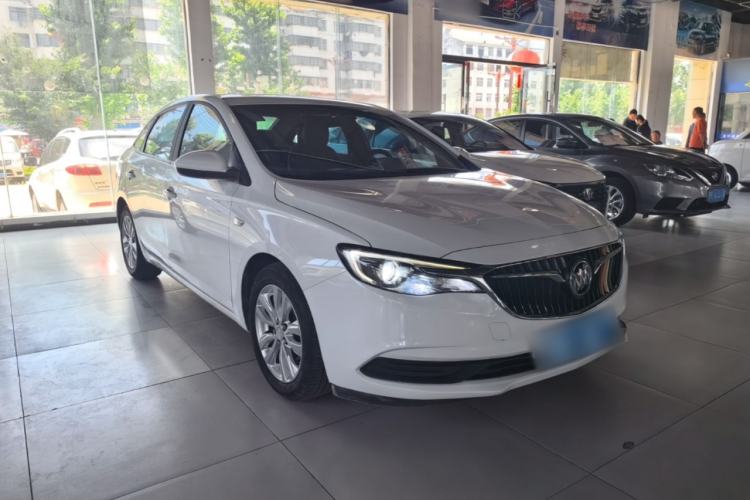 Used Buick GT 2019 15T Manual Elite Version China VI Standard Front Right 45 Deg