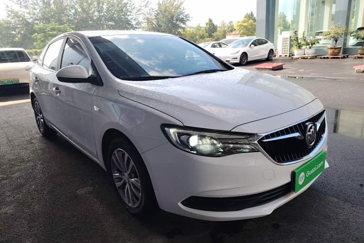 Used Buick GT 2019 18T Automatic Connected Elite Model China VI Standard Front Right 45 Deg