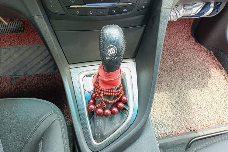 Used Buick GT 2019 18T Automatic Connected Elite Model China VI Standard Gear Lever
