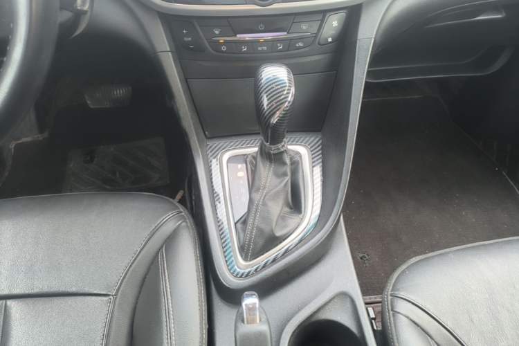 Used Buick GT 2019 18T Automatic Connected Elite Model China VI Standard Gear Lever