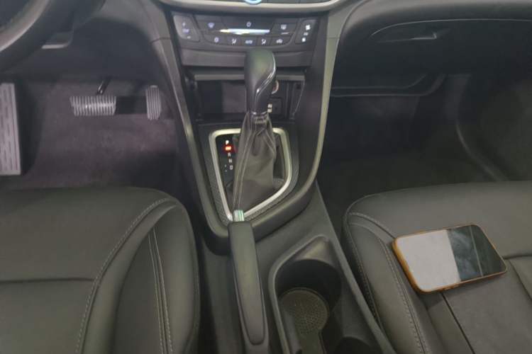 Used Buick GT 2019 18T Automatic Connected Elite Model China VI Standard Gear Lever