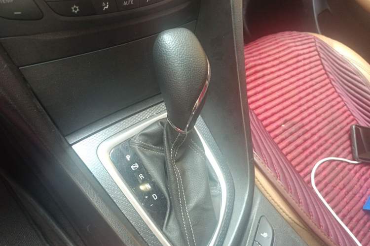 Used Buick GT 2019 18T Automatic Connected Flagship Version China VI Standard Gear Lever