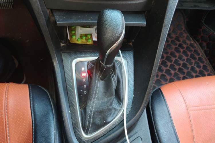 Used Buick GT 2019 18T Automatic Connected Flagship Version China VI Standard Gear Lever