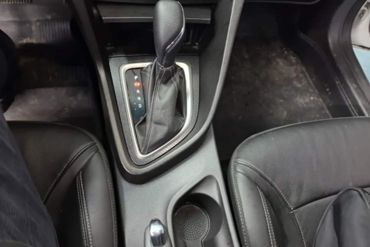 Used Buick GT 2019 18T Automatic Connected Elite Model China VI Standard Gear Lever