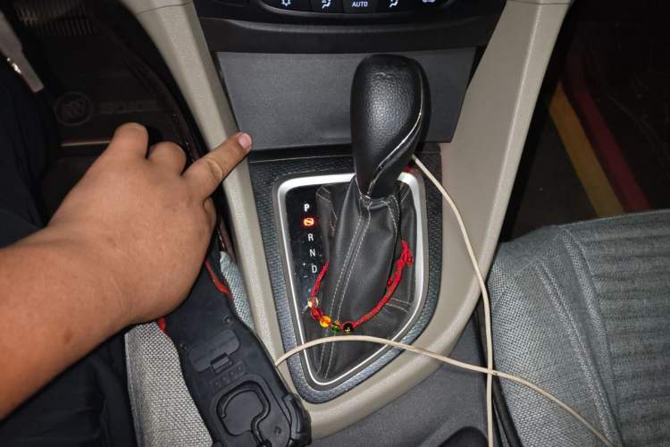 Used Buick GT 2019 15T Dual-Clutch Connected Elite Model China VI Gear Lever