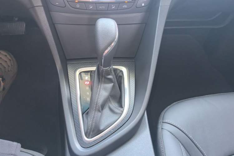 Used Buick GT 2019 18T Automatic Connected Elite Model China V Standard Gear Lever