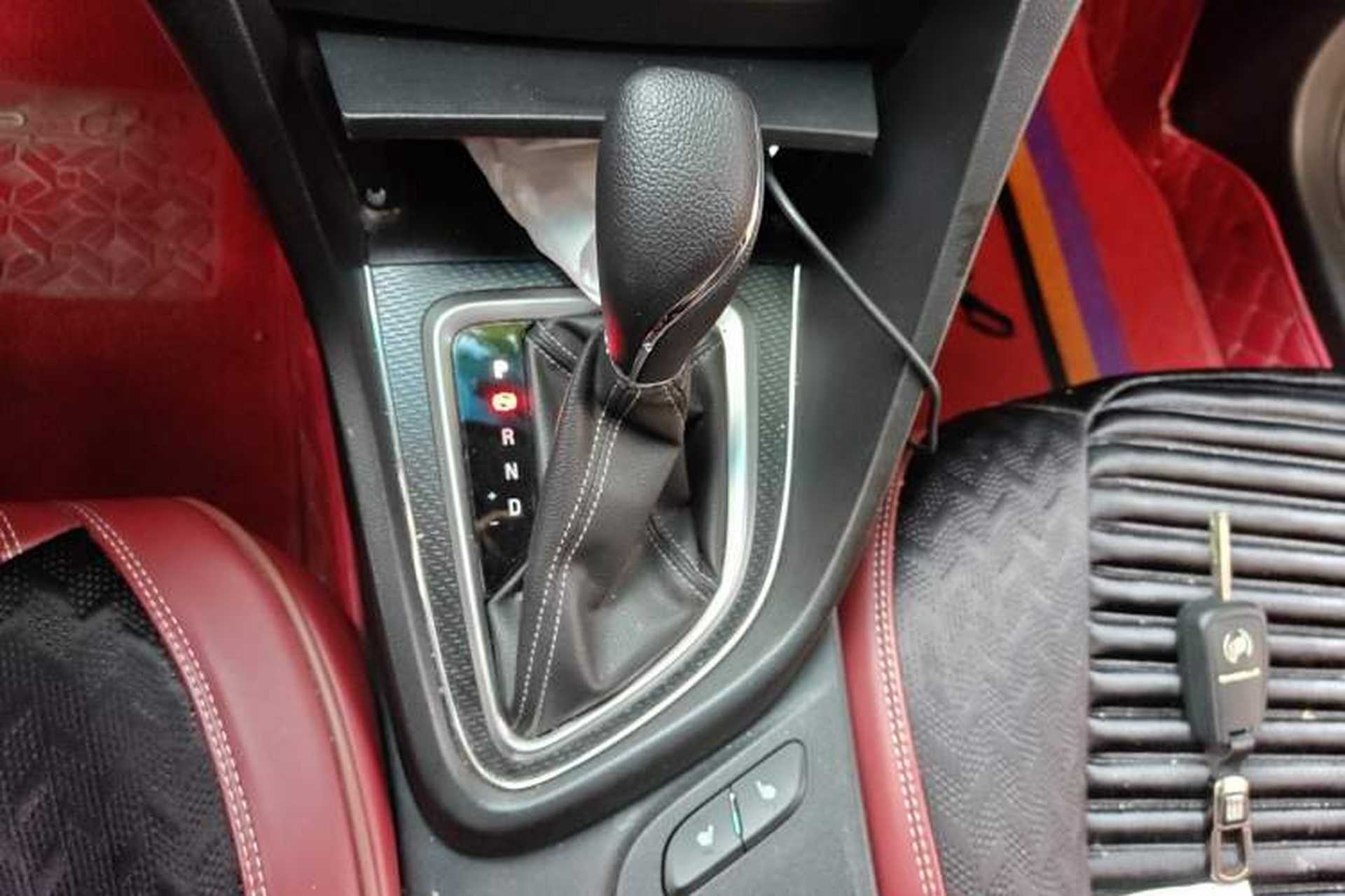 Used Buick GT 2019 18T Automatic Connected Flagship Version China VI Standard Gear Lever
