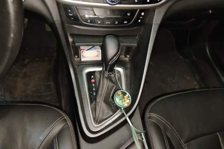 Used Buick GT 2019 18T Automatic Connected Elite Model China V Standard Gear Lever