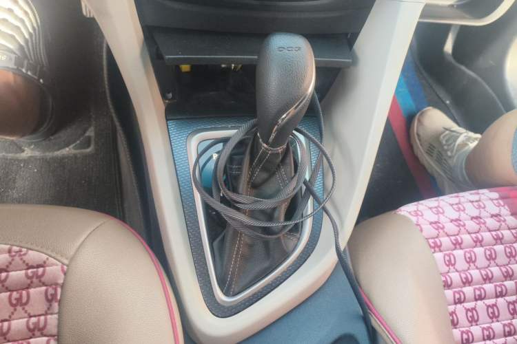 Used Buick GT 2019 15T Dual-Clutch Connected Elite Model China VI Gear Lever