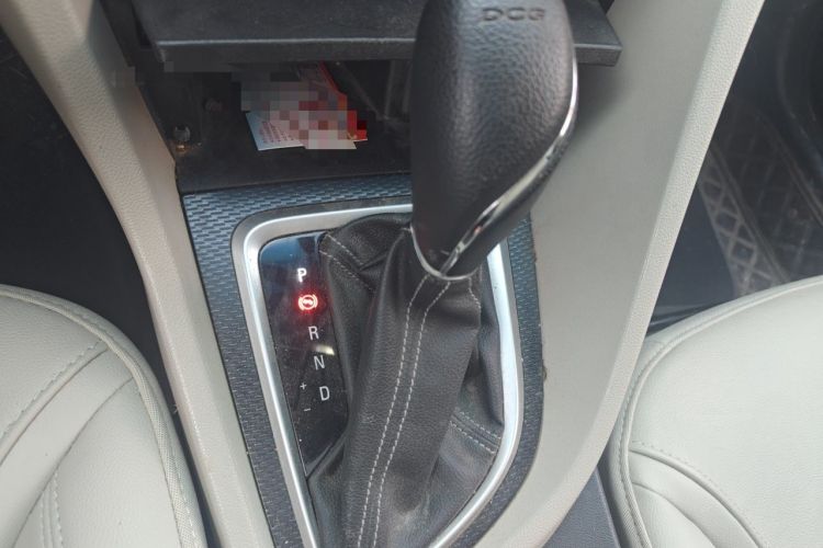 Used Buick GT 2019 15T Dual-Clutch Connected Elite Model China VI Gear Lever