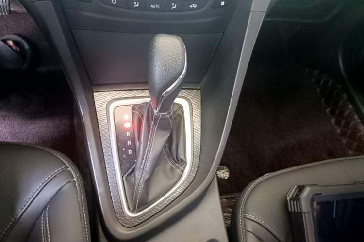 Used Buick GT 2019 18T Automatic Connected Elite Model China VI Standard Gear Lever