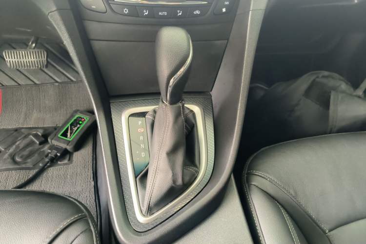 Used Buick GT 2019 18T Automatic Connected Elite Model China V Standard Gear Lever