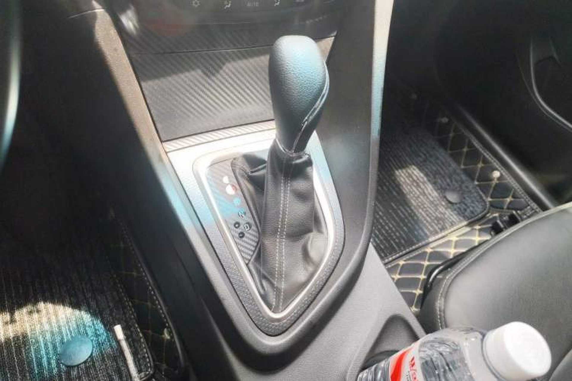 Used Buick GT 2019 18T Automatic Connected Elite Model China VI Standard Gear Lever