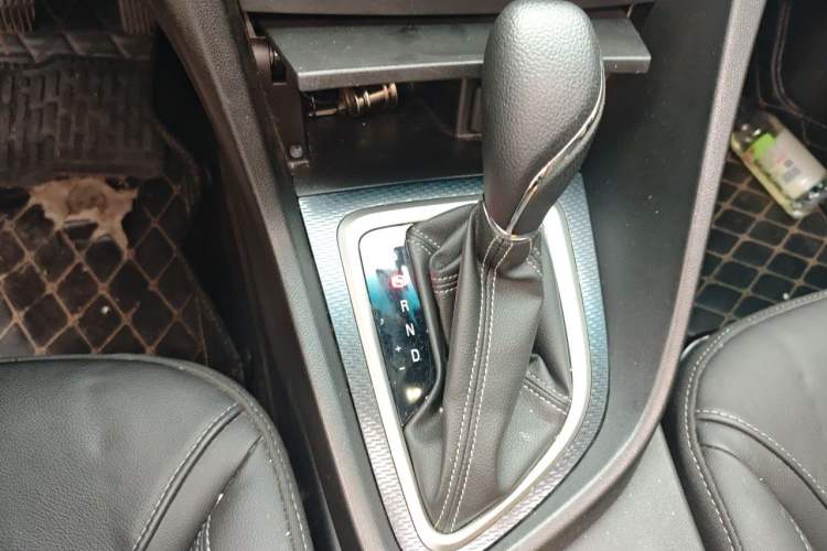 Used Buick GT 2019 18T Automatic Connected Elite Model China VI Standard Gear Lever