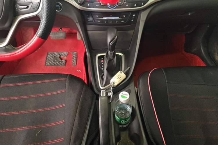 Used Buick GT 2019 18T Automatic Connected Flagship Version China V Standard Gear Lever