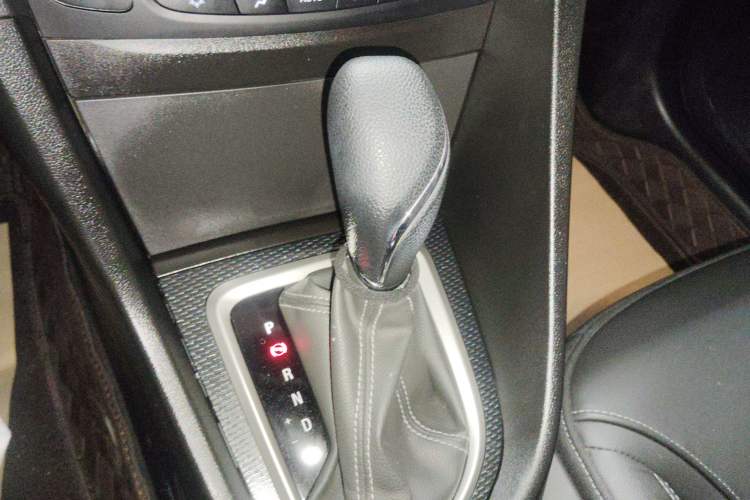 Used Buick GT 2019 18T Automatic Connected Elite Model China VI Standard Gear Lever