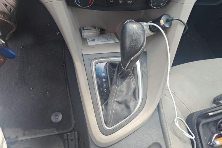 Used Buick GT 2019 15T Dual-Clutch Advanced Version China VI Standard Gear Lever